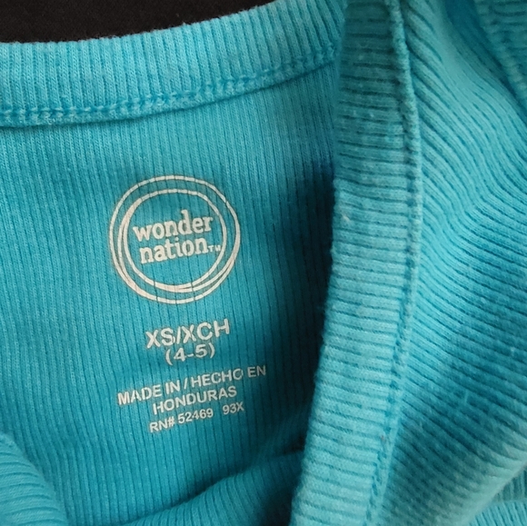 4 girls shirts - Picture 10 of 12